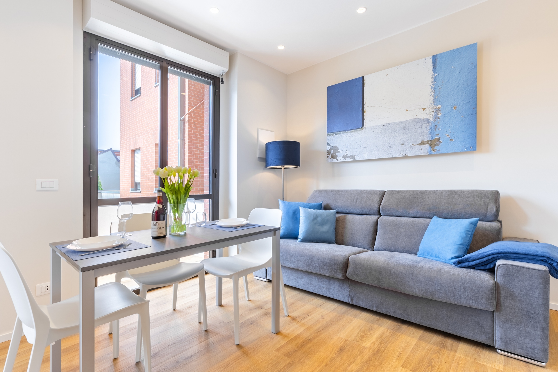 C8 Apartments: Azzurro Mare 01