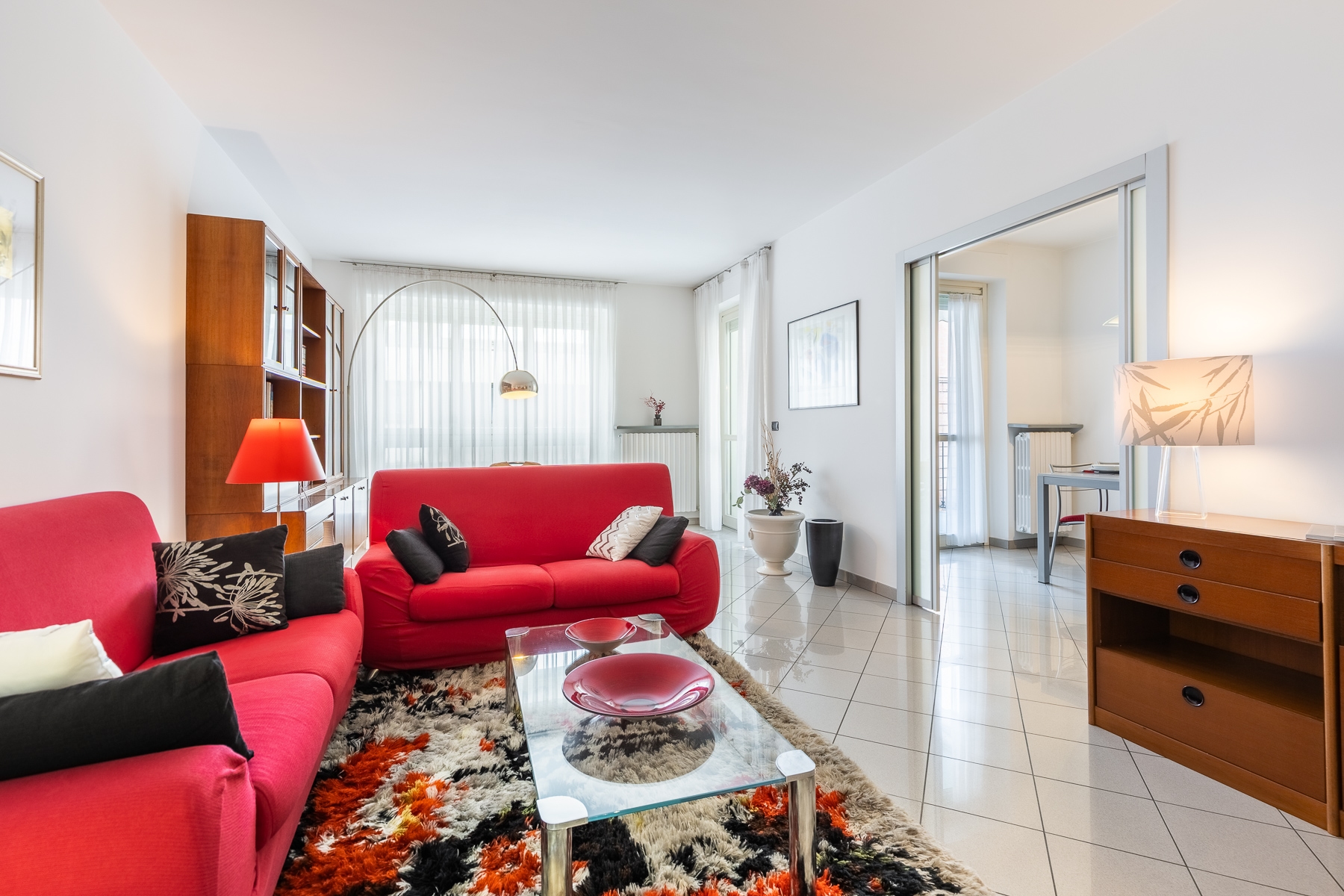 Luce Apartment with free parking