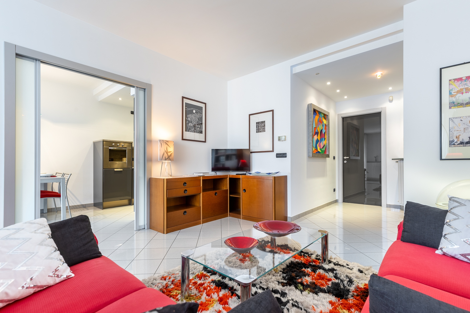 Luce Apartment with free parking