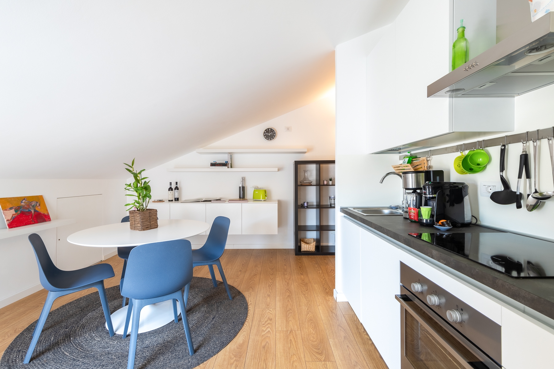 Modern Apartment With Double Terrace and Free Parking