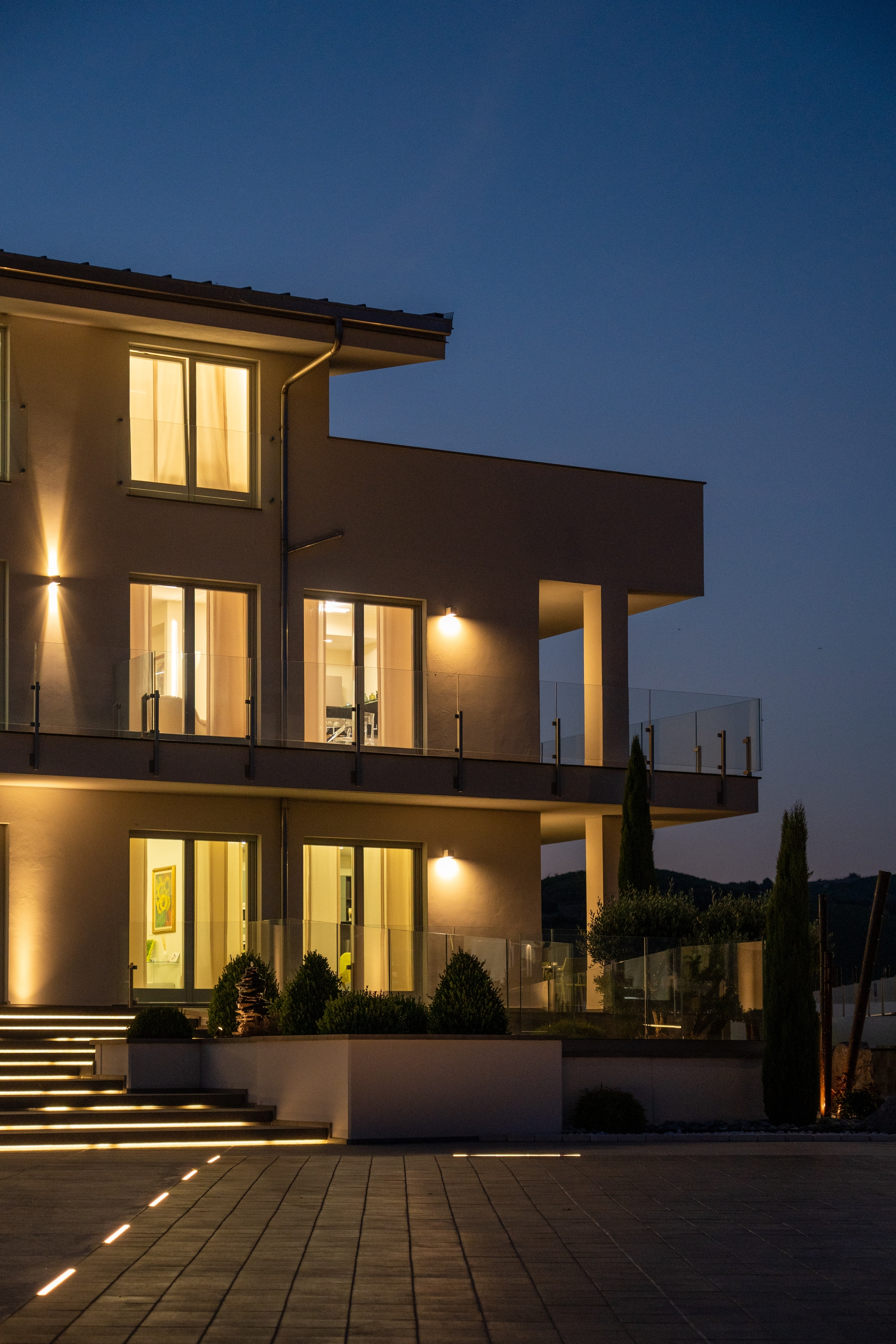 Vanity Tail Luxury Apartments - 1